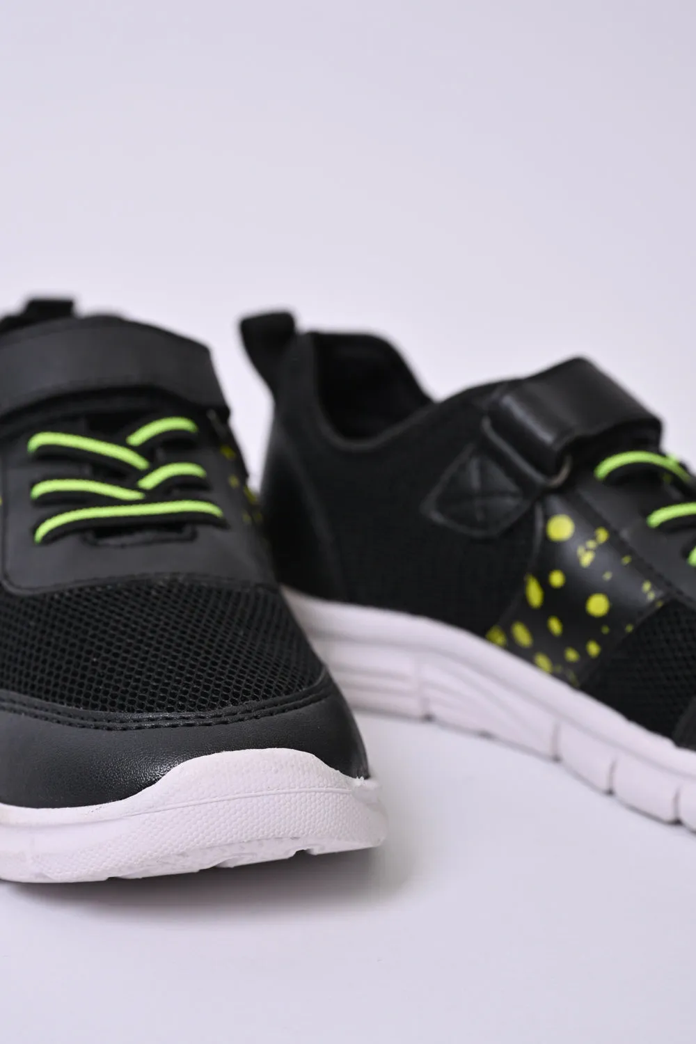 BOYS MESH SNEAKERS