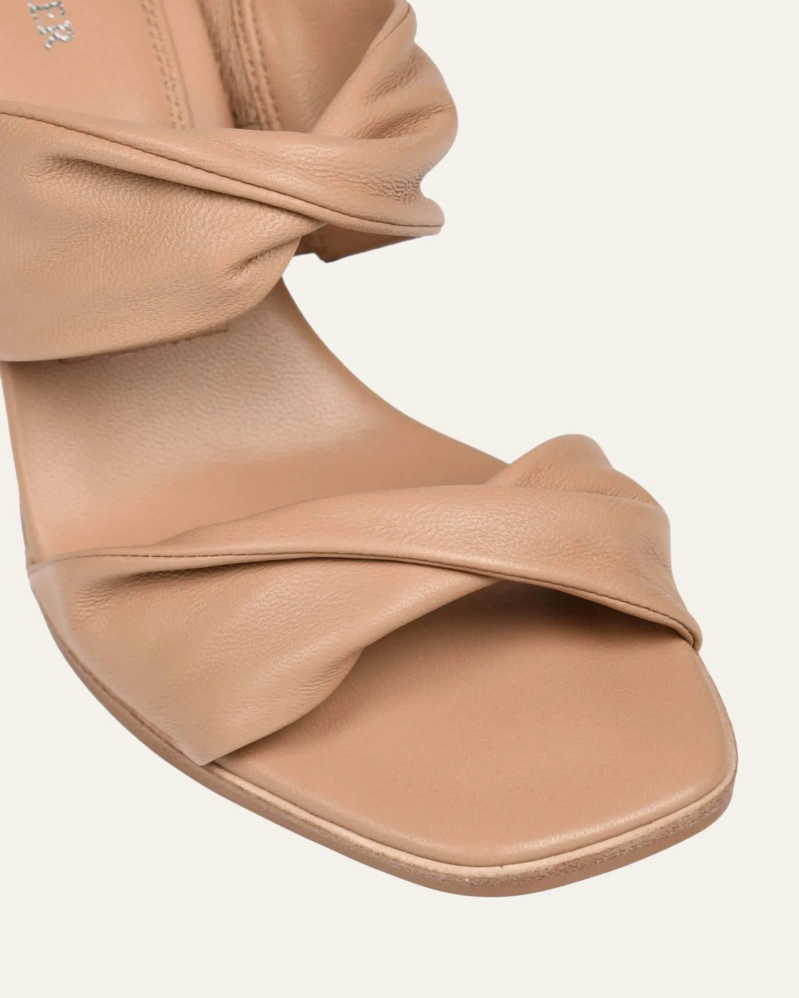 CAYLIE HIGH HEEL SANDALS BEIGE LEATHER