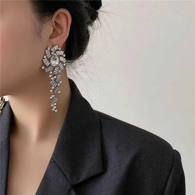 Flower Inlaid Diamond Long Earrings