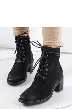 High shaft with a side zipper boots
