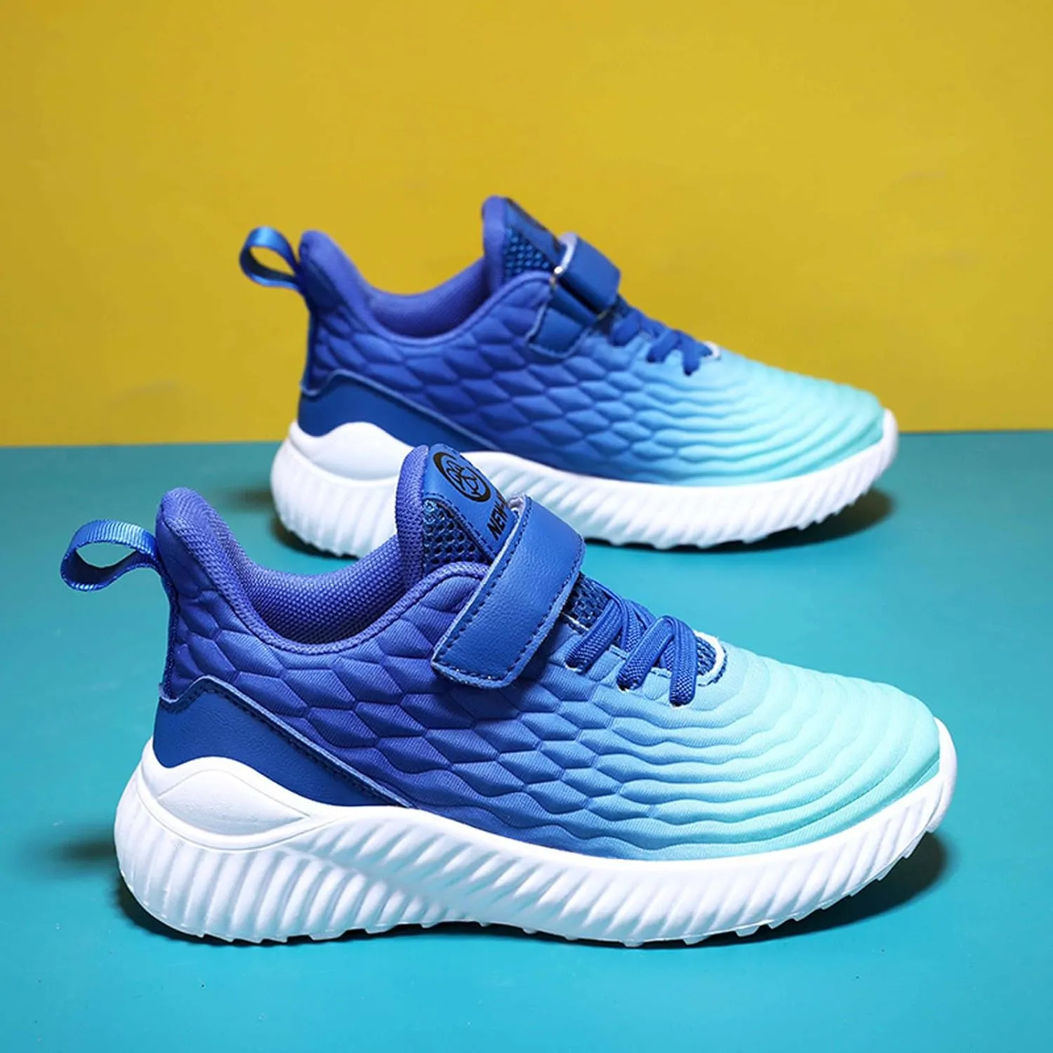 Kids Shoes Boys Girls Fashion Sneakers Breathable Lightweight Anti-Slip Athletic Footwear