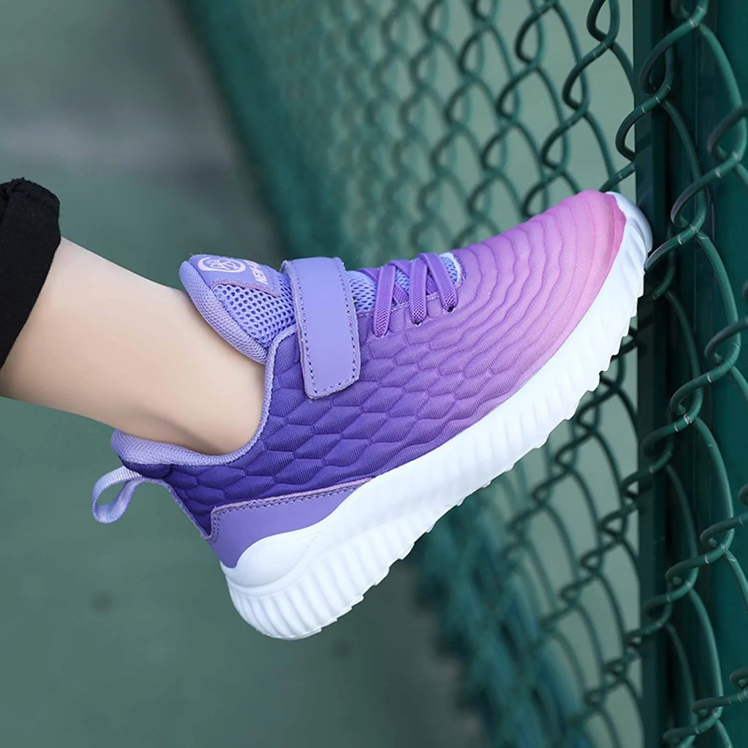 Kids Shoes Boys Girls Fashion Sneakers Breathable Lightweight Anti-Slip Athletic Footwear