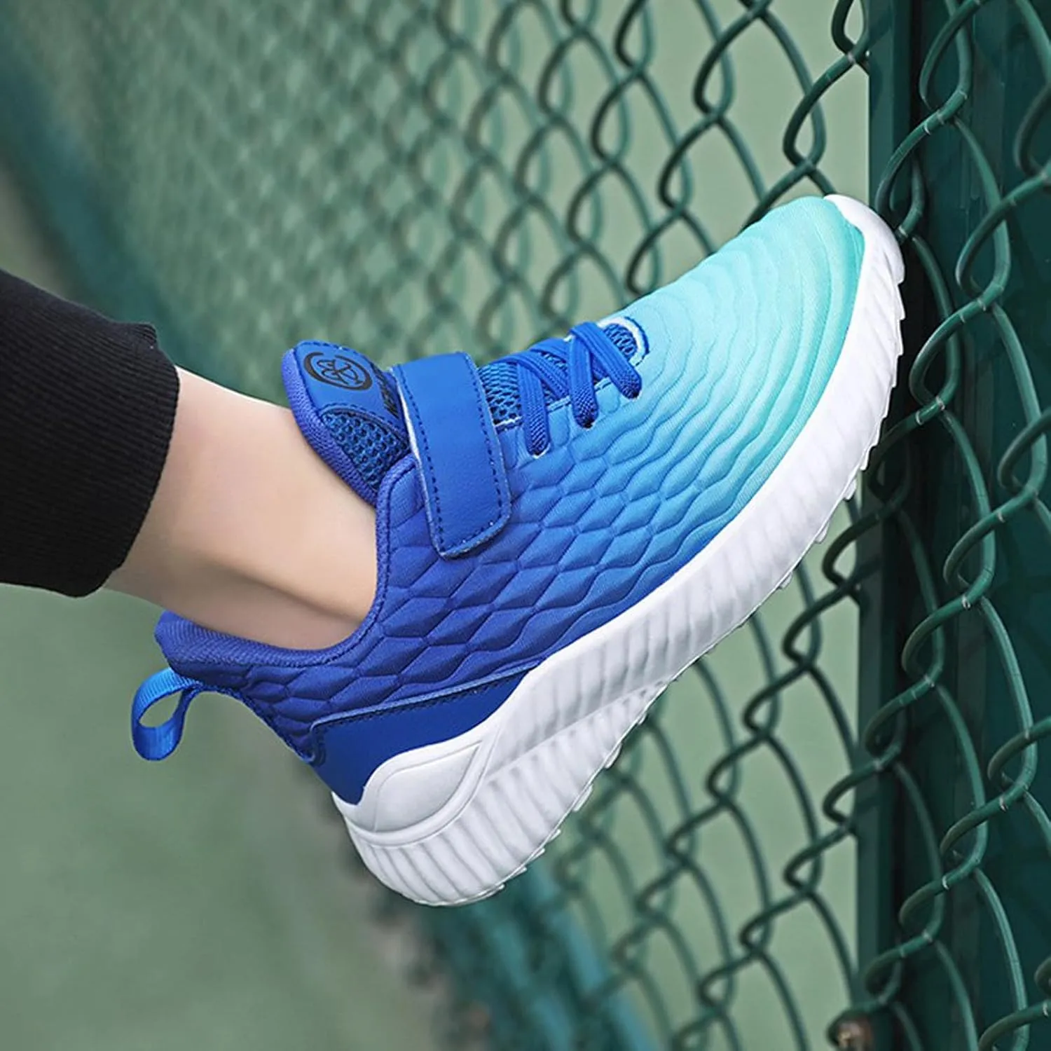 Kids Shoes Boys Girls Fashion Sneakers Breathable Lightweight Anti-Slip Athletic Footwear
