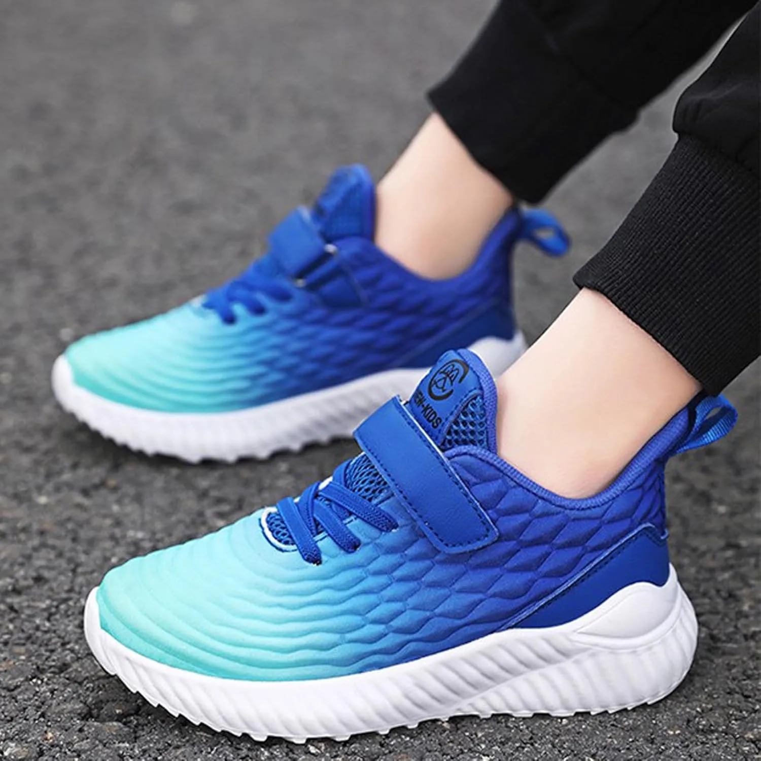 Kids Shoes Boys Girls Fashion Sneakers Breathable Lightweight Anti-Slip Athletic Footwear