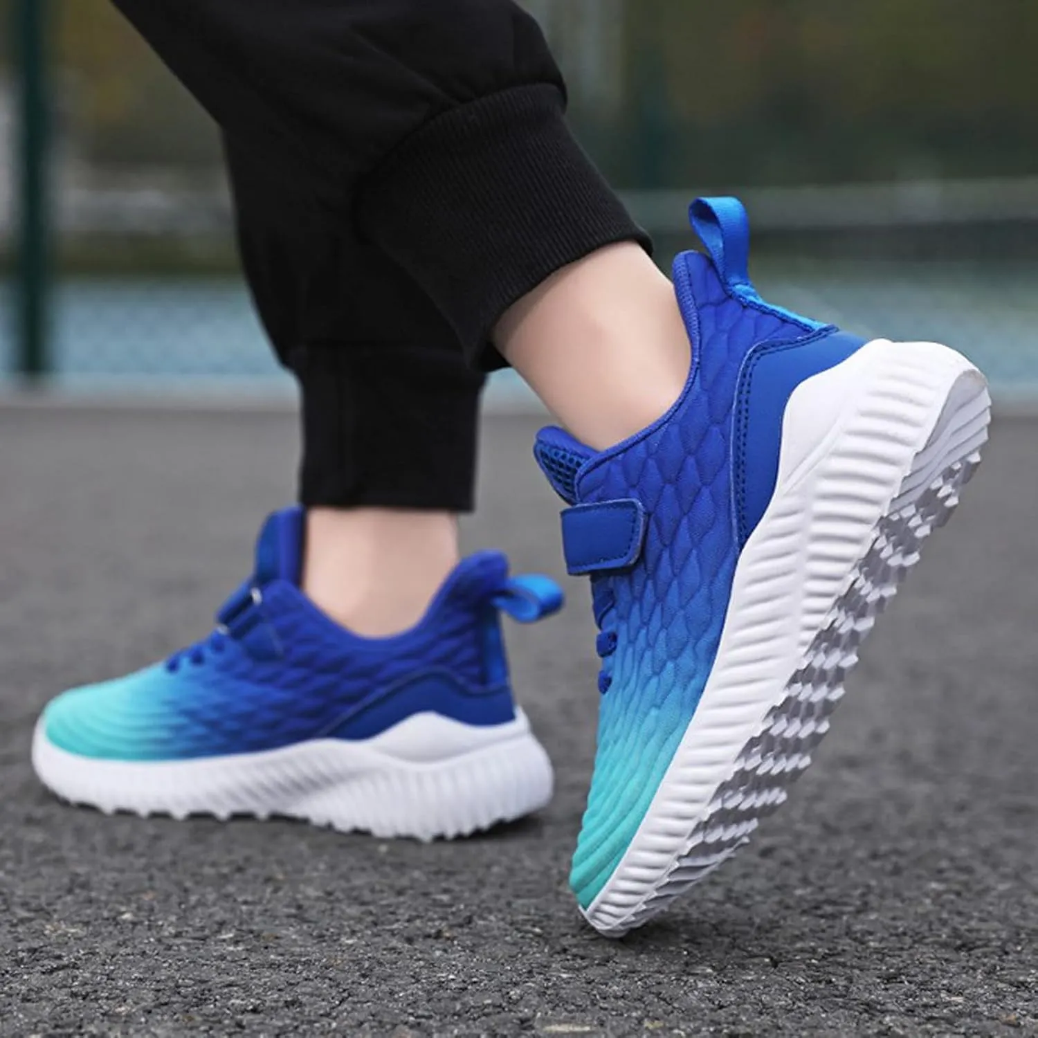 Kids Shoes Boys Girls Fashion Sneakers Breathable Lightweight Anti-Slip Athletic Footwear