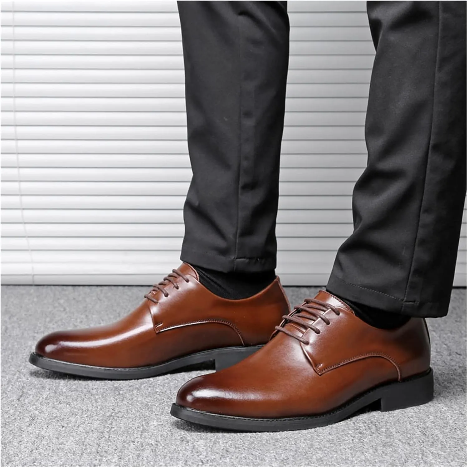 LAZIRO Spring and Autumn Casual Business Leather Shoes England Breathable Dress Shoes Men's Pointed Toe Leather Wedding Shoes