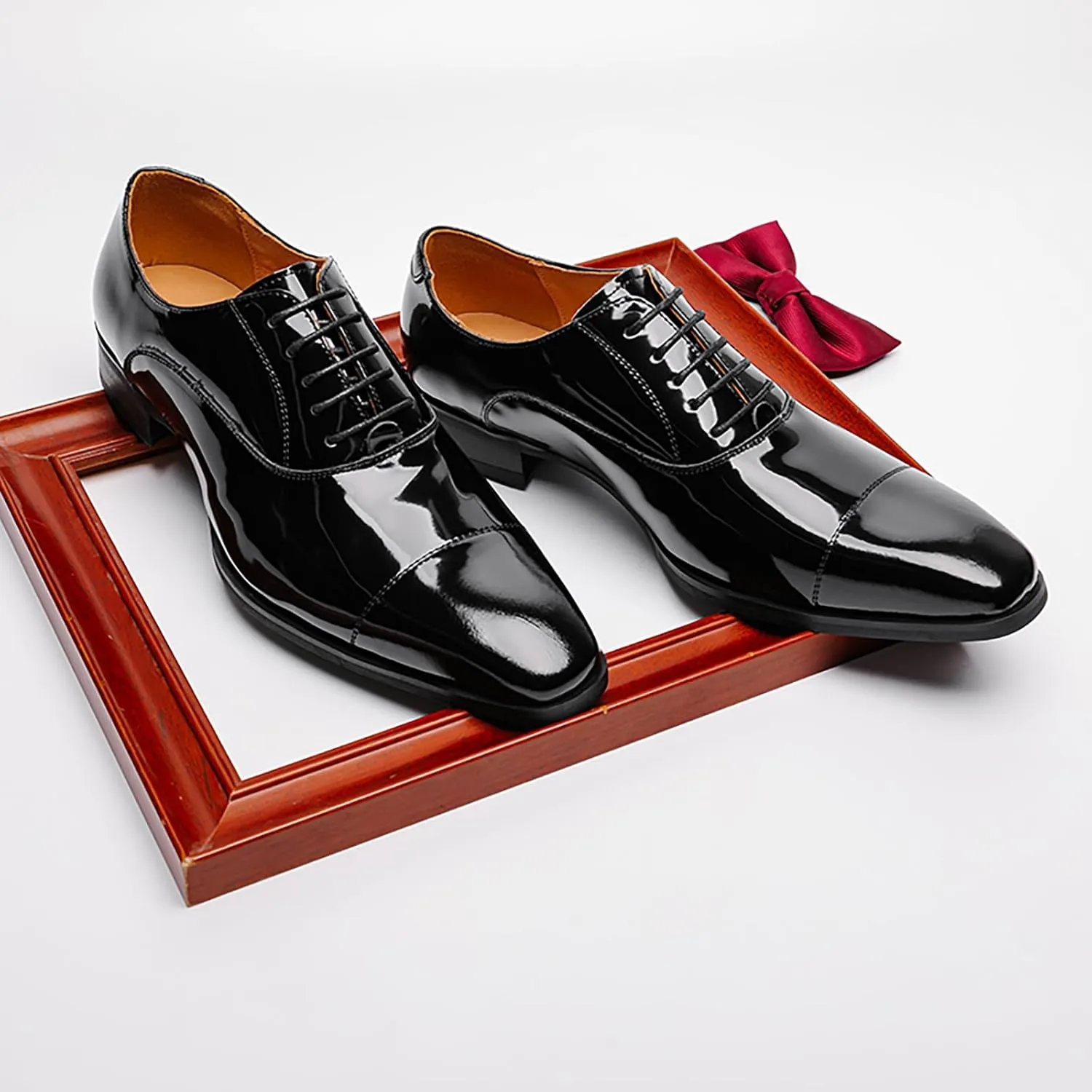 Men's Casual Driving Shoes Patent Leather Cap Toe Non-Slip Formal Tuxedo Shoes Business Party Leather Oxford