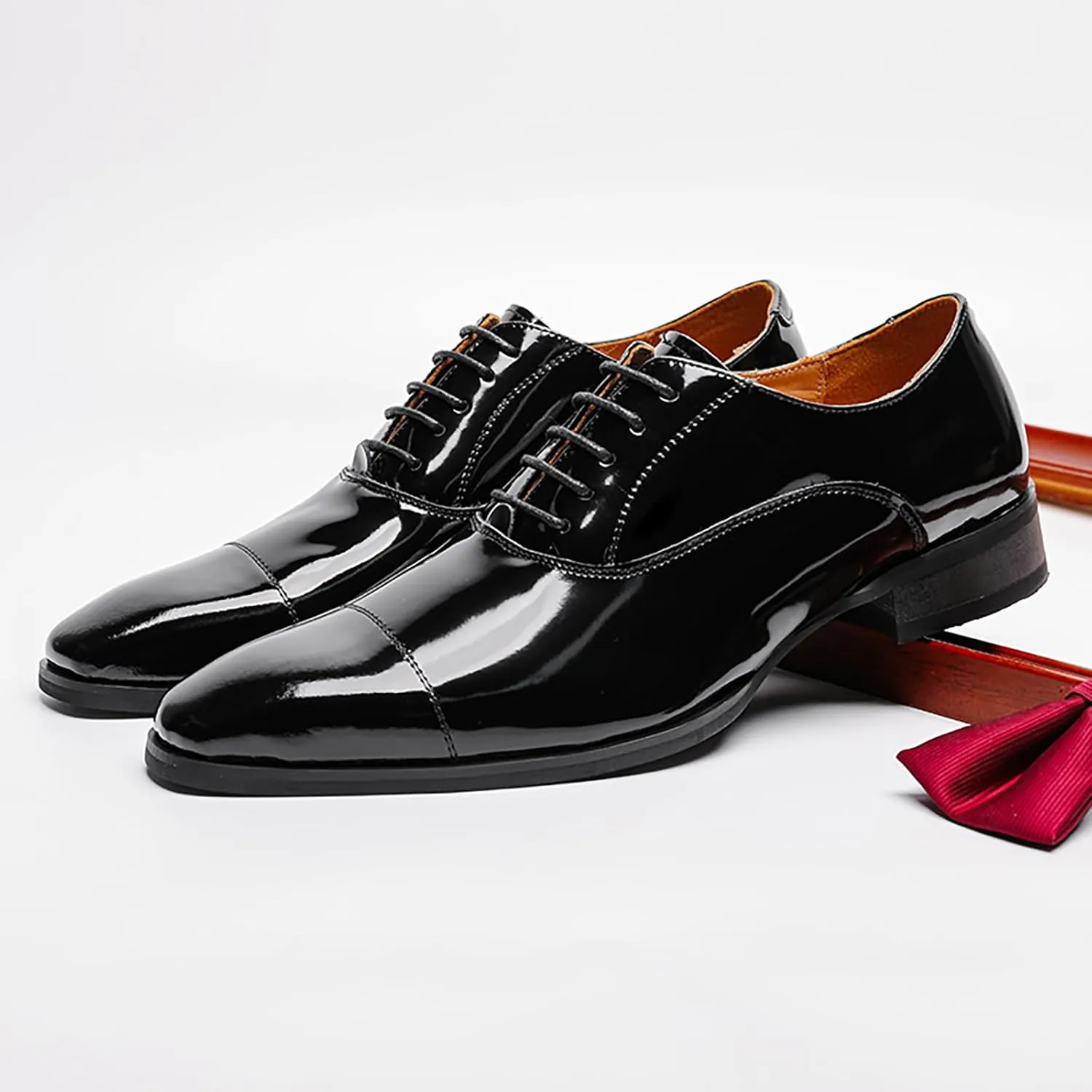 Men's Casual Driving Shoes Patent Leather Cap Toe Non-Slip Formal Tuxedo Shoes Business Party Leather Oxford