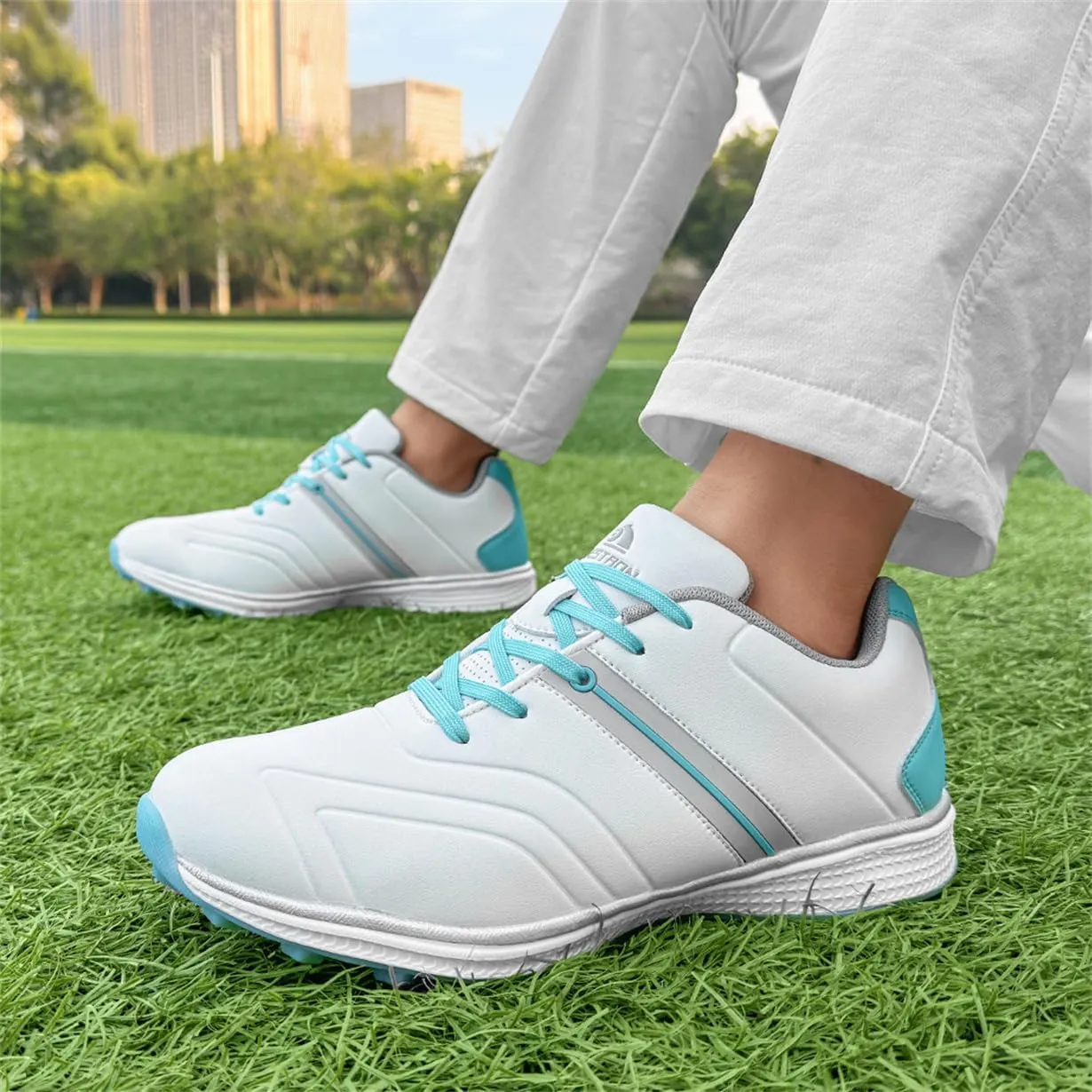 Waterproof Golf Shoes Female Spikeless Golf Sneakers Lightweight Anti Slip Walking Footwears
